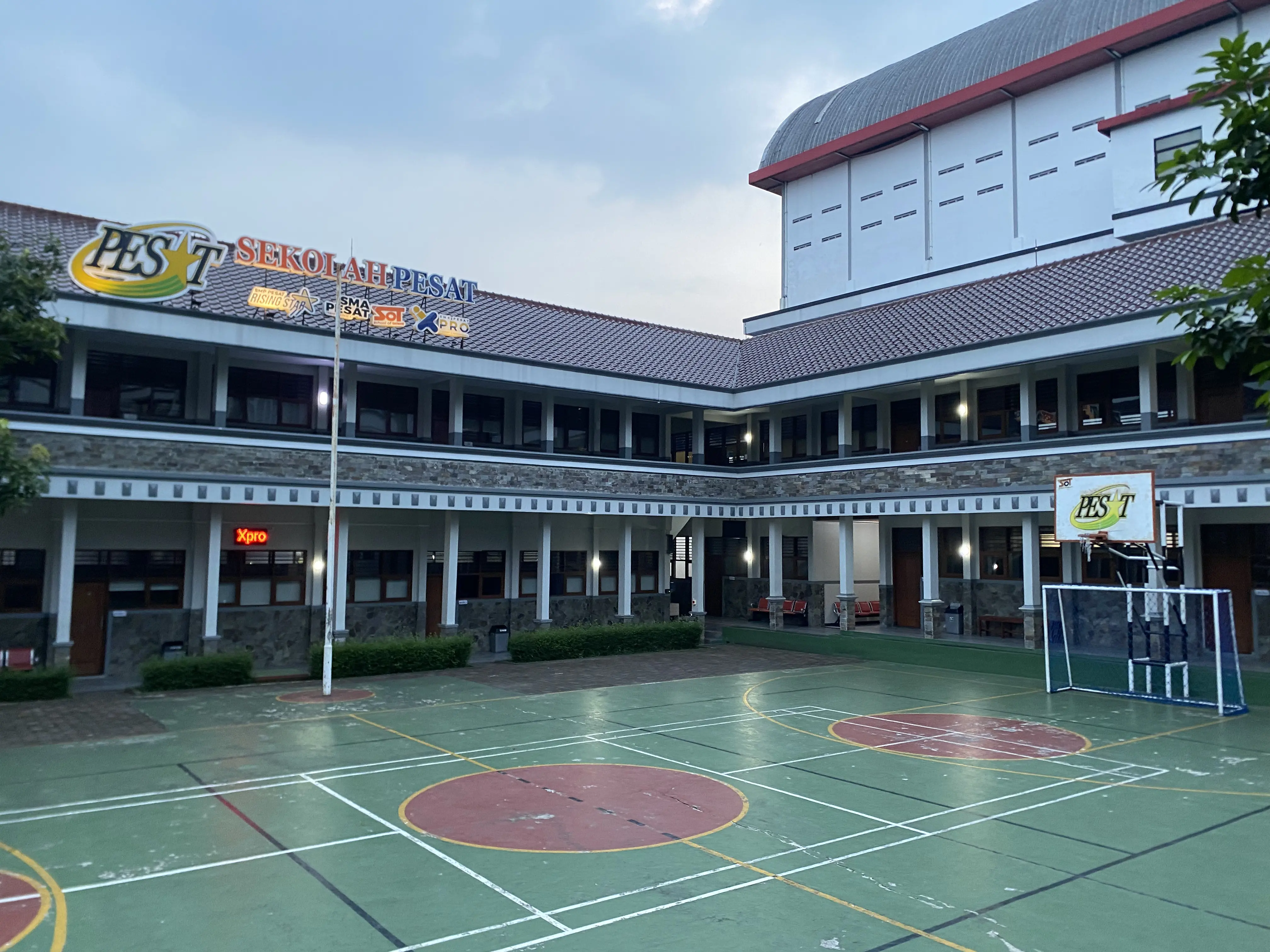 background sekolah